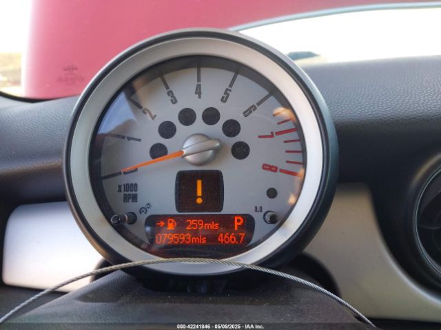 2010 MINI COOPER WMWMF3C56ATZ61062 Photo 6