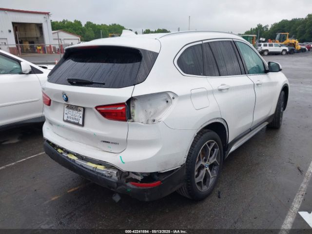 2019 BMW X1 WBXHT3C54K3H35641 Photo 3