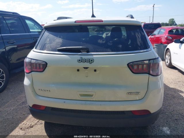 3C4NJDBN1RT595525 Jeep Compass Latitude 4x4