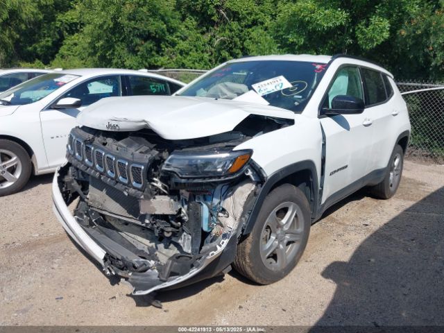 3C4NJDBN1RT595525 Jeep Compass Latitude 4x4