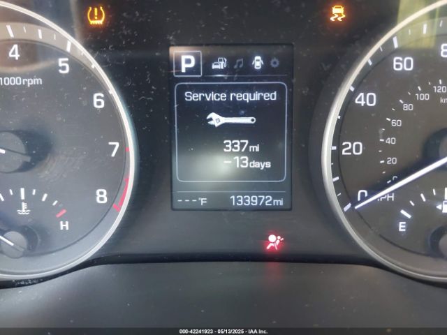 5NPD84LF2JH318496 Hyundai ELANTRA SEL