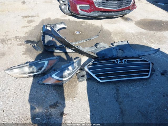 5NPD84LF2JH318496 Hyundai ELANTRA SEL