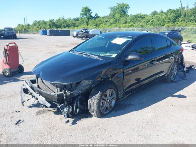 5NPD84LF2JH318496 Hyundai ELANTRA SEL