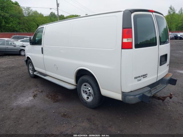 2014 GMC SAVANA 2500 1GTW7FCA9E1912611 Photo 2