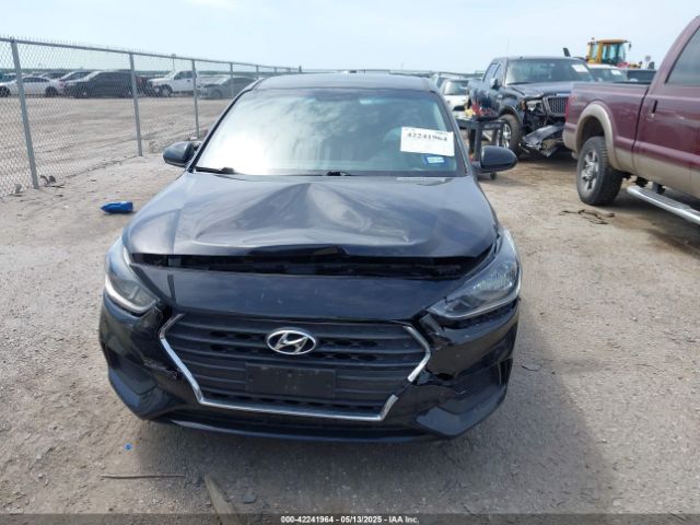 3KPC24A31JE010519 Hyundai Accent Sel