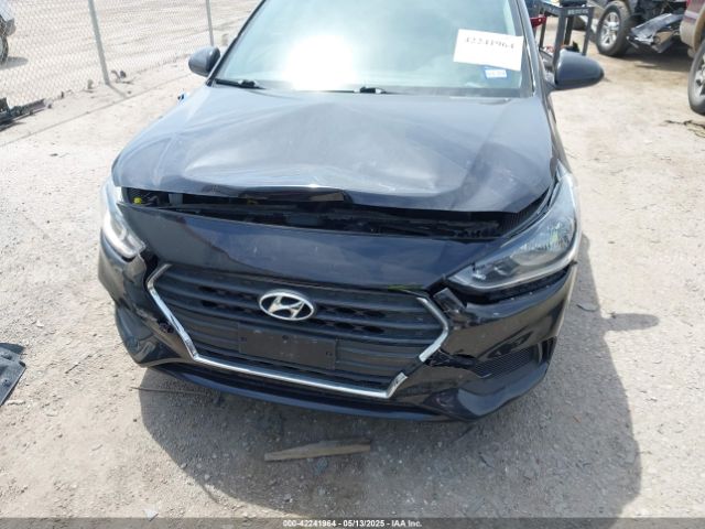 3KPC24A31JE010519 Hyundai Accent Sel