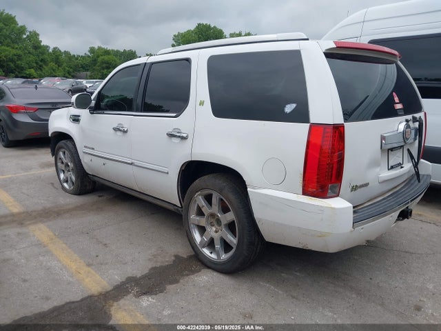 2013 CADILLAC ESCALADE HYBRID 1GYS3EEJ9DR273528 Photo 2