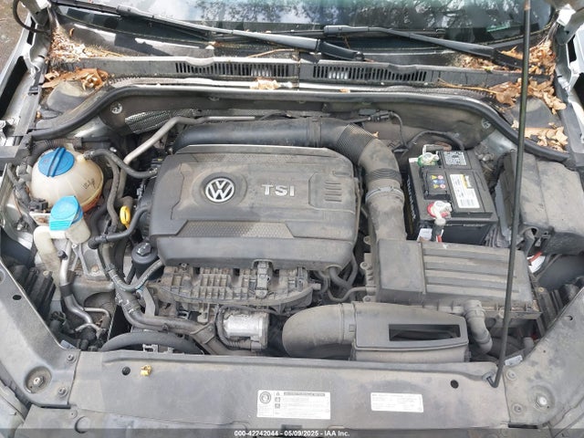 3VWD17AJ4FM268616 Volkswagen Jetta 1.8t Se
