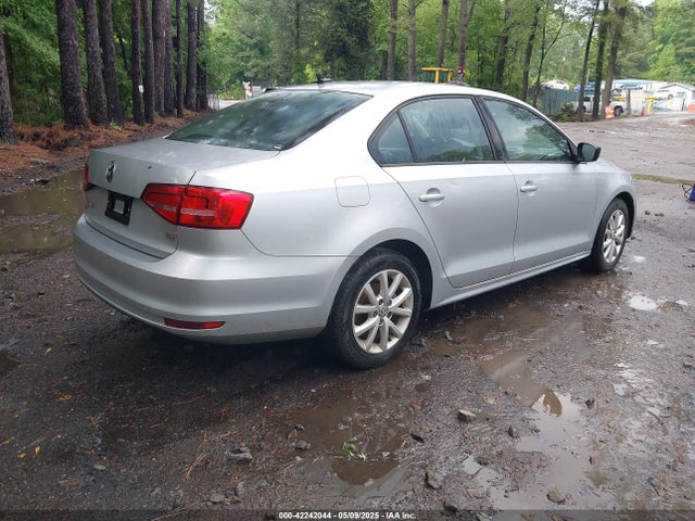 3VWD17AJ4FM268616 Volkswagen Jetta 1.8t Se