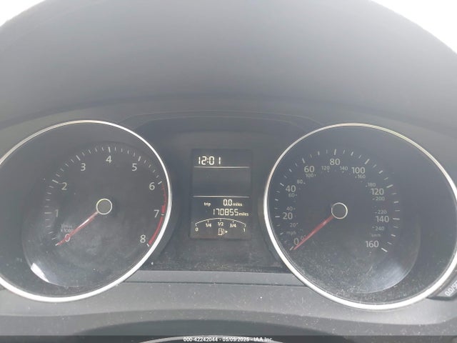 3VWD17AJ4FM268616 Volkswagen Jetta 1.8t Se