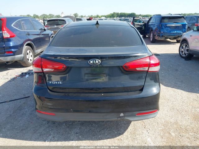 3KPFK4A79HE018538 KIA FORTE LX