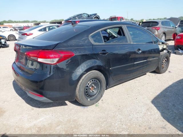 3KPFK4A79HE018538 KIA FORTE LX