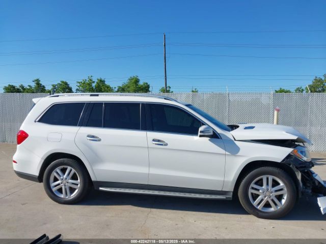 4JGDF6EE6GA706753 Mercedes-Benz m276