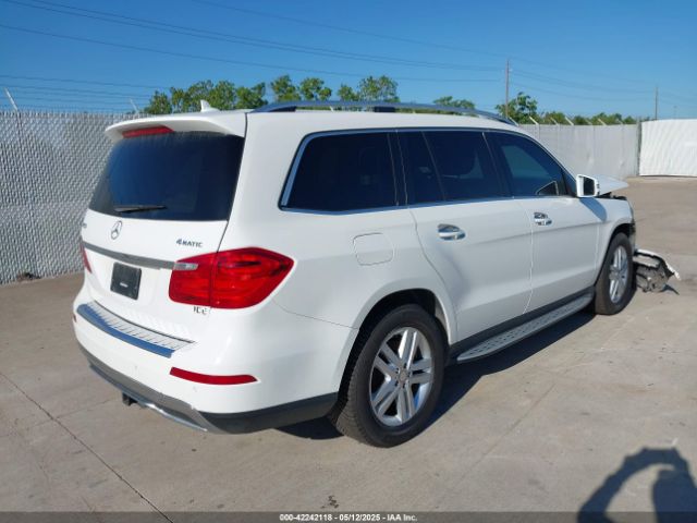 4JGDF6EE6GA706753 Mercedes-Benz m276