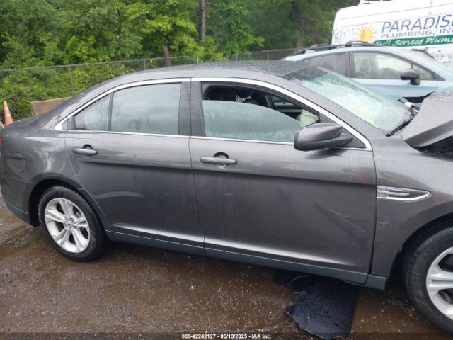 1FAHP2E85JG101221 Ford TAURUS SEL