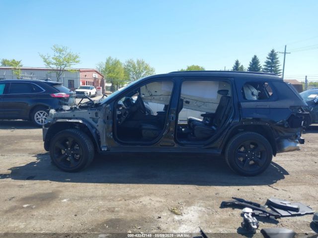 1C4RJJAG0N8529074 Jeep Grand Cherokee L Altitude 4x2
