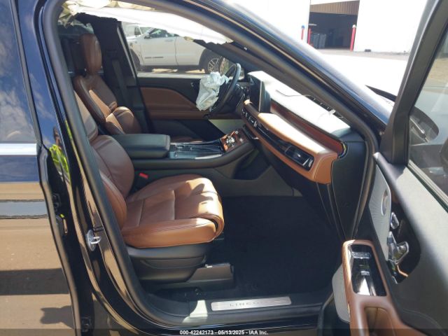 2020 LINCOLN AVIATOR 5LM5J7XC7LGL37068 Photo 4