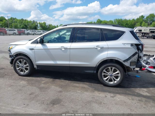 1FMCU9HD8KUB83281 Ford ESCAPE SEL