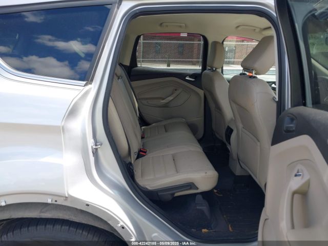 1FMCU9HD8KUB83281 Ford ESCAPE SEL