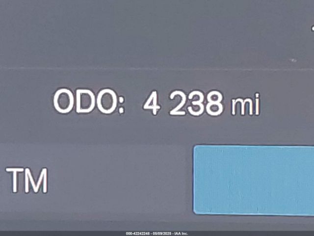 YV4L12UC8S2523037 Volvo Xc40 B5 Plus Dark Theme