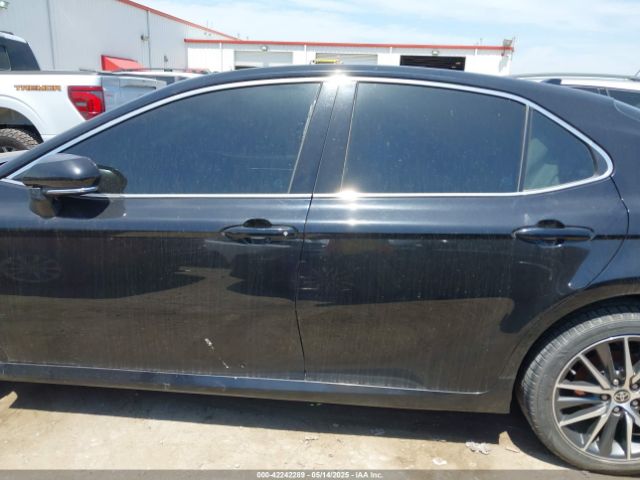 4T1F11AK0MU446852 Toyota CAMRY XLE