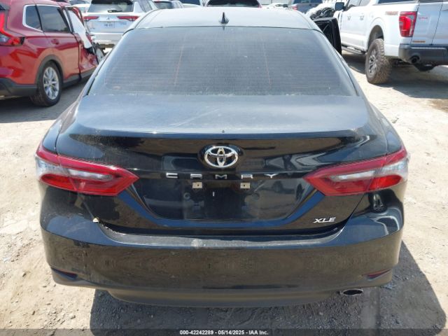 4T1F11AK0MU446852 Toyota CAMRY XLE