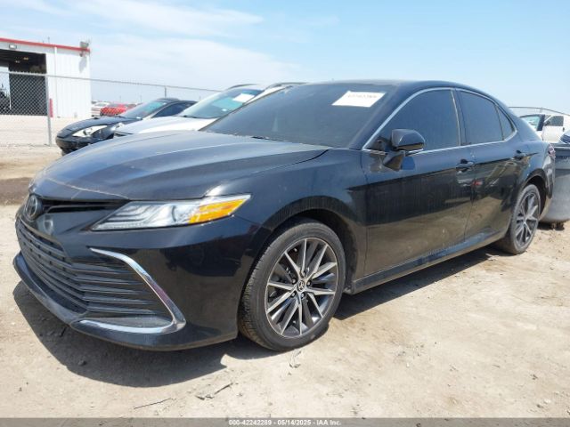4T1F11AK0MU446852 Toyota CAMRY XLE