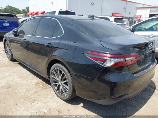 4T1F11AK0MU446852 Toyota CAMRY XLE