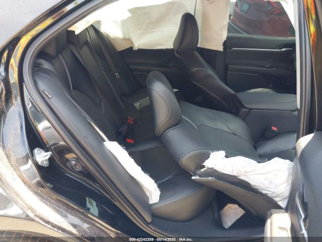 4T1F11AK0MU446852 Toyota CAMRY XLE