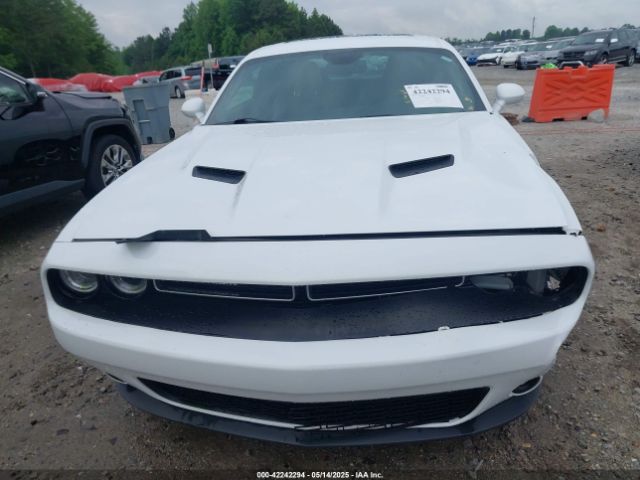 2C3CDZAG5GH290490 Dodge Challenger Sxt Plus