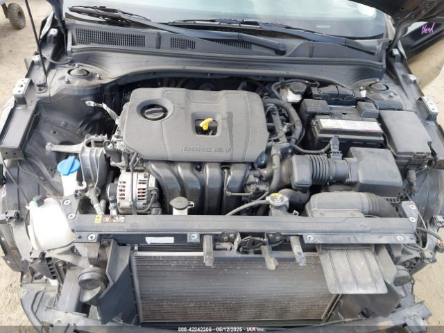 3KPF24AD0KE109792 KIA Forte Lxs