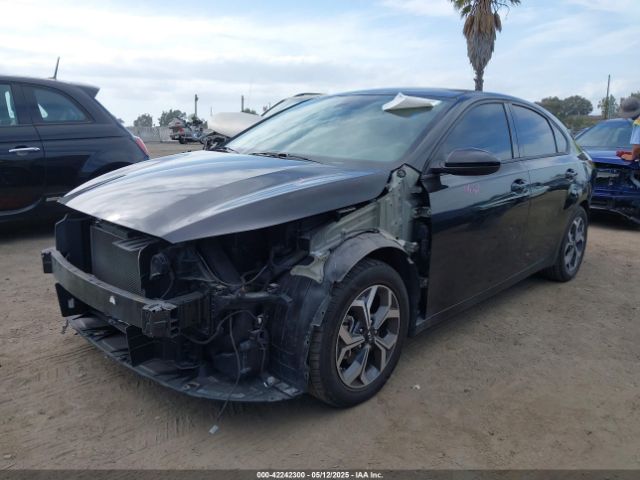 3KPF24AD0KE109792 KIA Forte Lxs