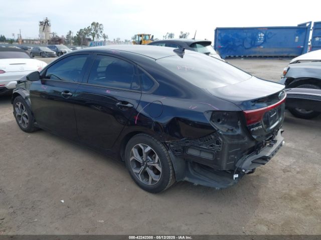 3KPF24AD0KE109792 KIA Forte Lxs