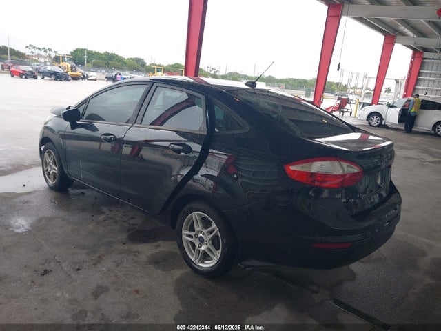 3FADP4BJ3HM129360 Ford FIESTA SE