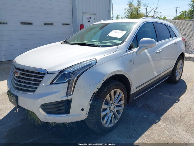 2017 CADILLAC XT5 1GYKNFRS9HZ160610 Photo 1