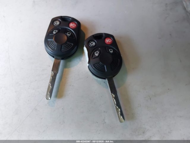 1FADP3FE3JL211233 Ford FOCUS SE