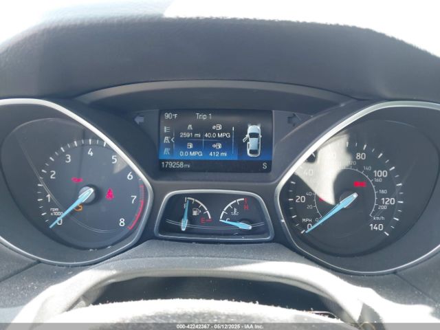 1FADP3FE3JL211233 Ford FOCUS SE