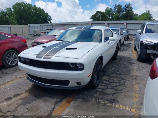 2C3CDZAG7HH633821 Dodge Challenger Sxt