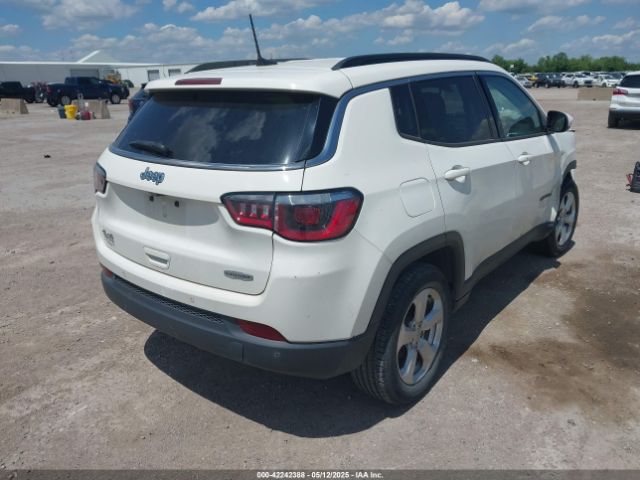 3C4NJDBB0JT333537 Jeep Compass Latitude 4x4