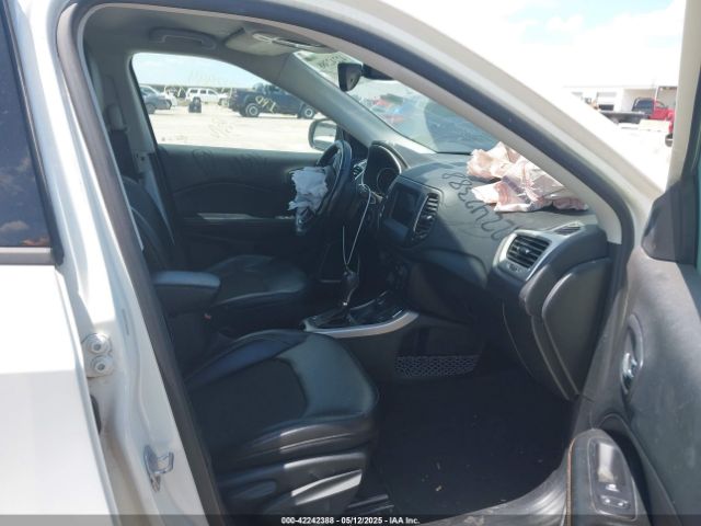 3C4NJDBB0JT333537 Jeep Compass Latitude 4x4