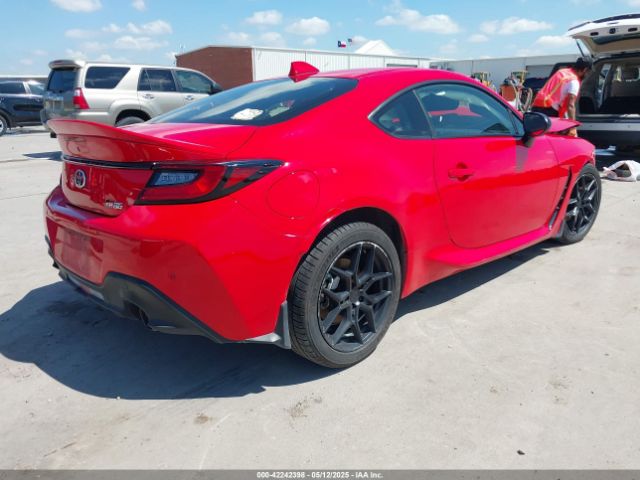 2024 TOYOTA GR86 JF1ZNBE13R8752754 Photo 3
