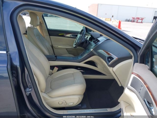 3LN6L2GK7ER819756 Lincoln MKZ