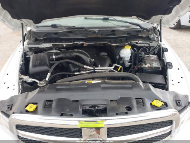 1C6RR6TT2KS727256 RAM 1500 Classic Slt  4x2 6'4 Box