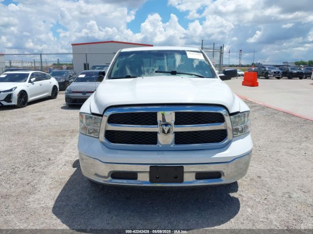 1C6RR6TT2KS727256 RAM 1500 Classic Slt  4x2 6'4 Box