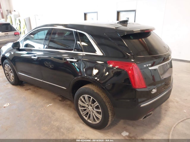 2019 CADILLAC XT5 1GYKNCRS2KZ197052 Photo 2