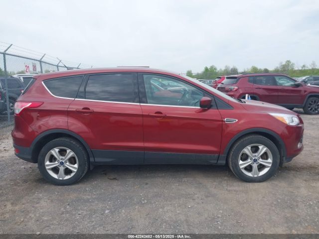 1FMCU9GX0EUD90716 Ford ESCAPE SE