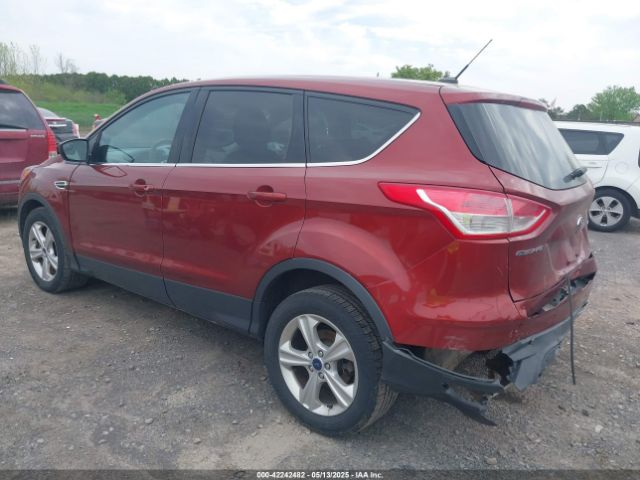 1FMCU9GX0EUD90716 Ford ESCAPE SE