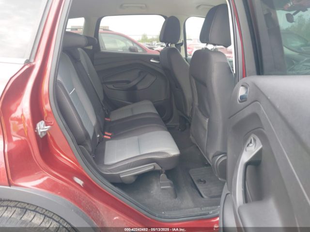 1FMCU9GX0EUD90716 Ford ESCAPE SE