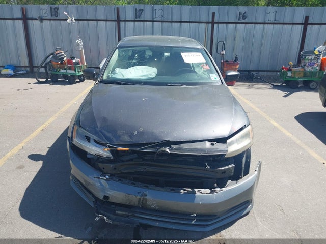 3VWLA7AJ0FM209087 Volkswagen 2015