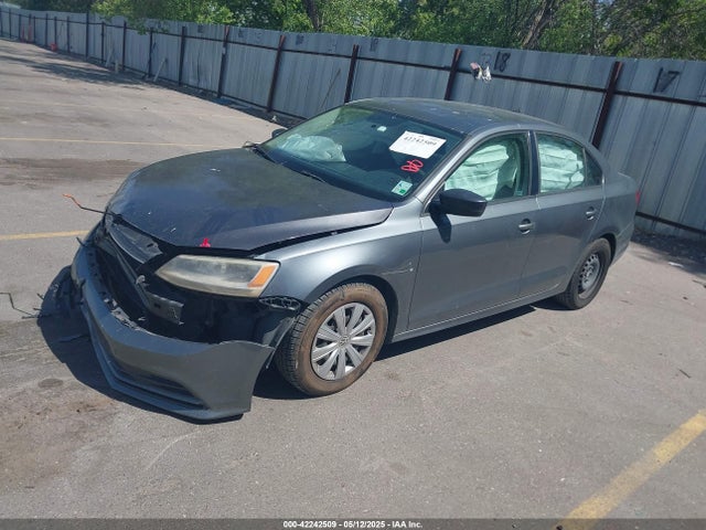 3VWLA7AJ0FM209087 Volkswagen 2015